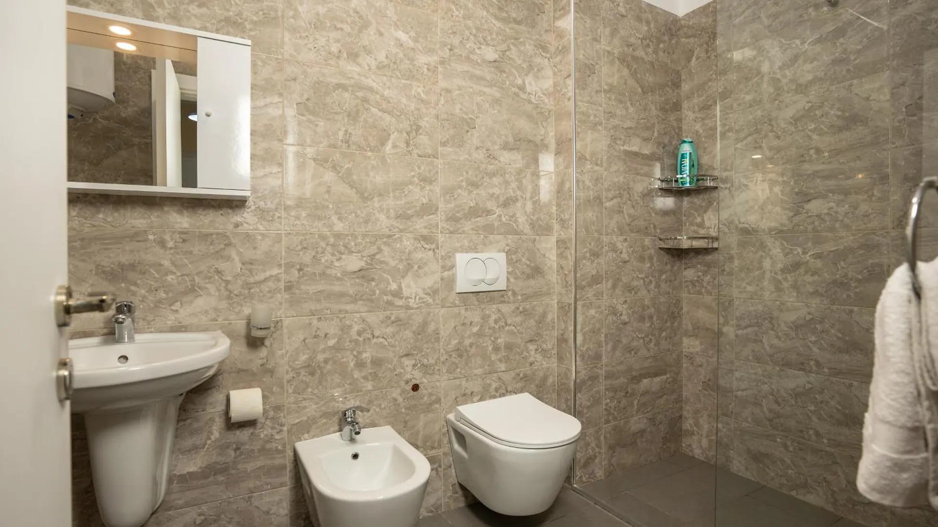 Apartment Luxe Residence Tirana